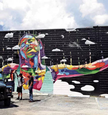 Mural by Dasic Fernandez, Grand Central District