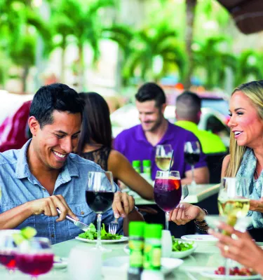 Outdoor Dining at Bella Brava