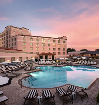 pink hotel