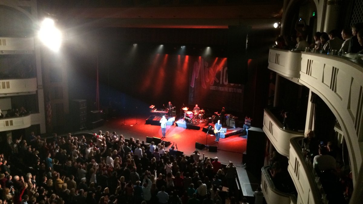 A shot of a concert at the Mahaffey Theater