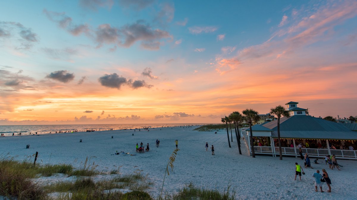 An overview of Palm Pavilion restaurant in Clearwater Beach during sunset.