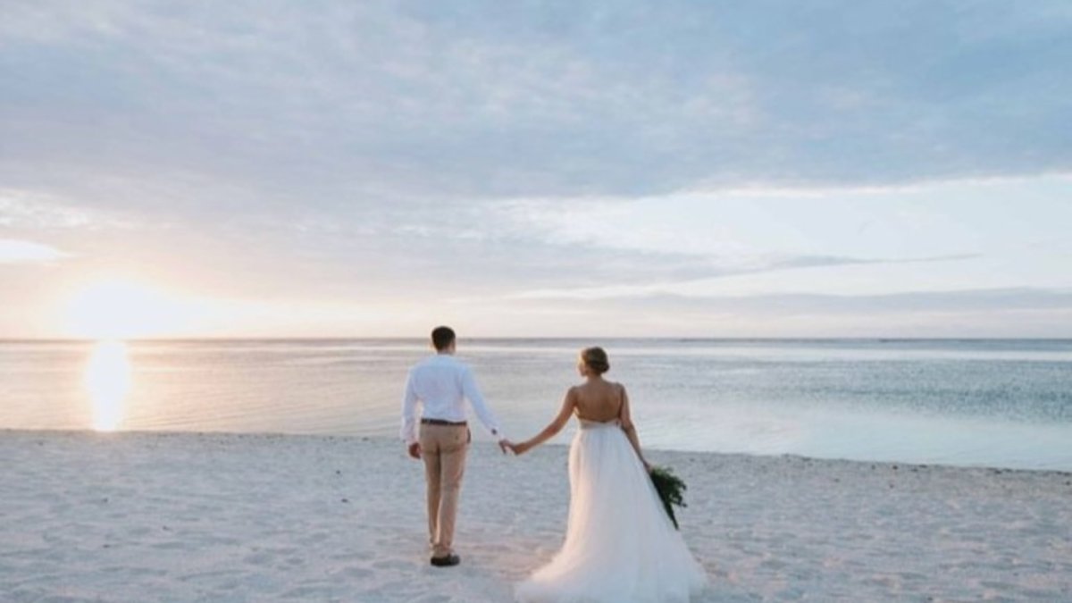 Dolphin Beach Resort_Wedding