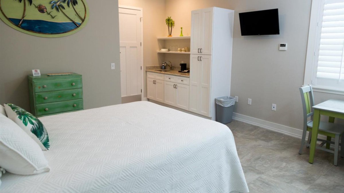 Beyond The Wall Bed and Breakfast